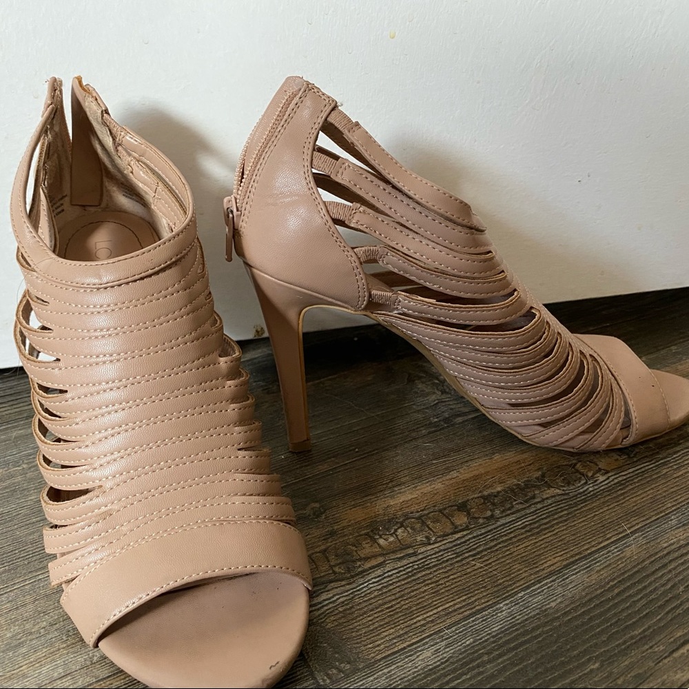 Nude Lauren Conrad heels